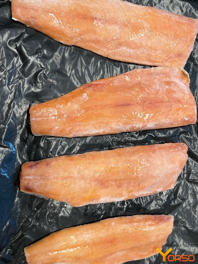 Pink salmon, fillets skin on, 200-300, 1/10